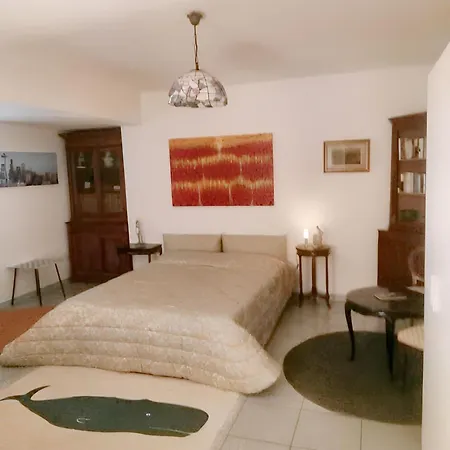 Charming In With Terrace, 60 M² Apartment