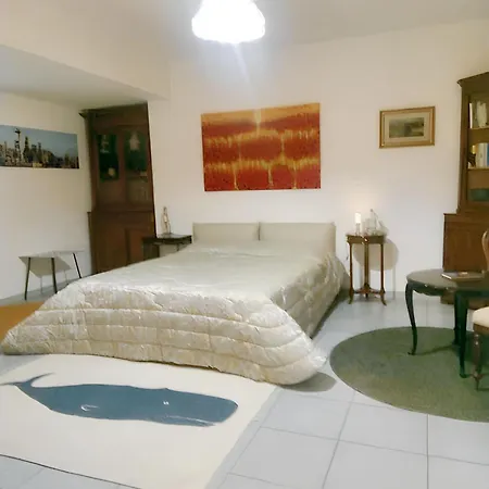 Charming In With Terrace 60 M² Apartment Vibo Valentia