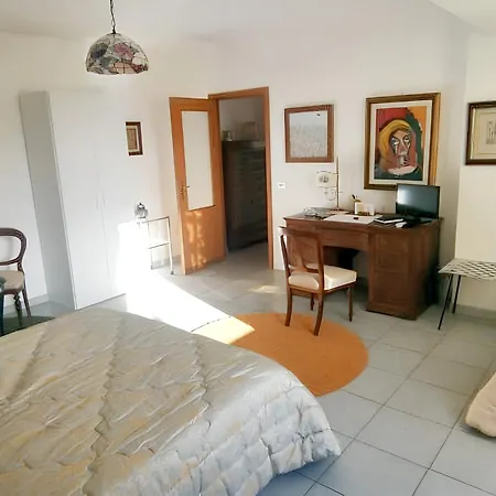 Charming In With Terrace, 60 M² Vibo Valentia
